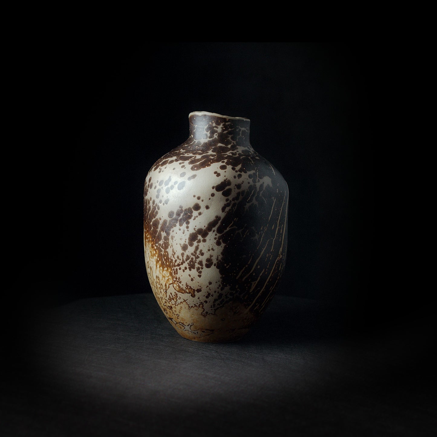 Obvara, vase